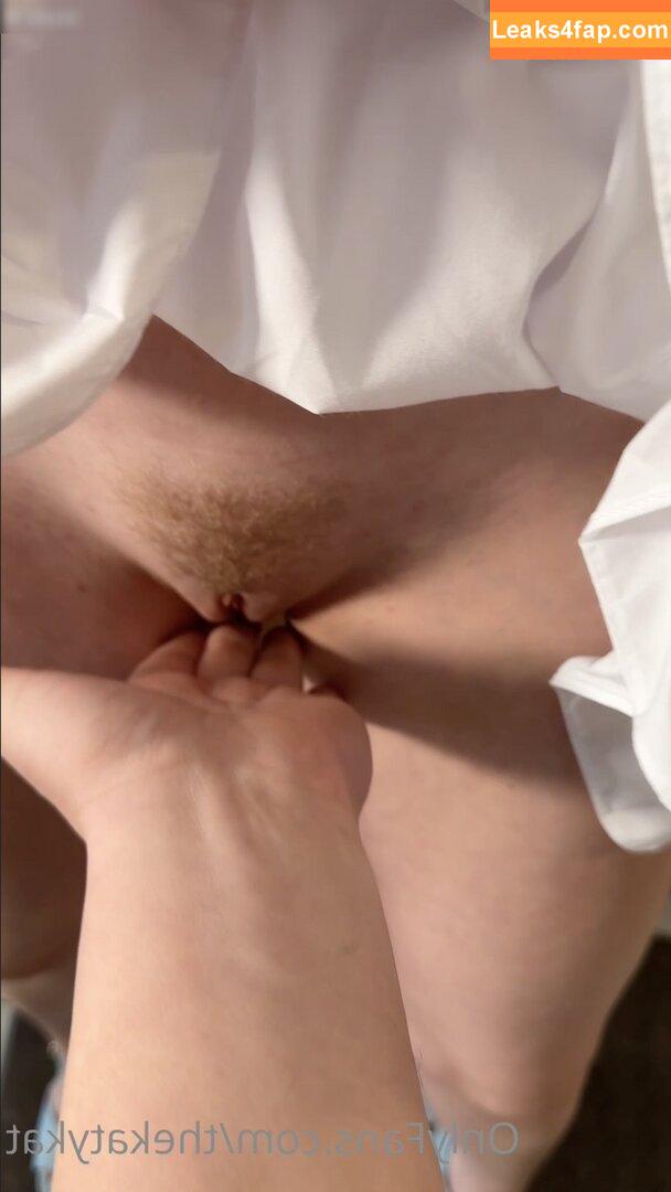 Kate Shelor /  leaked photo photo #0009