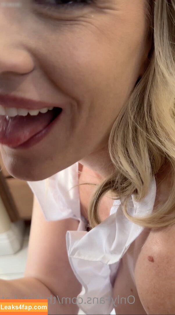 Kate Shelor /  leaked photo photo #0014