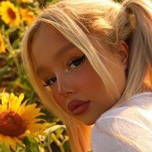 Kristina Musatova photo #0010