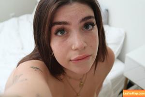 Lilg Lila_geller photo #0010