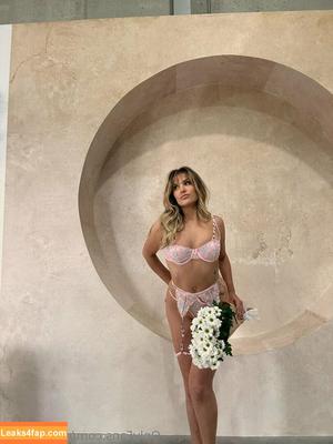 Love Island Millie photo #0112