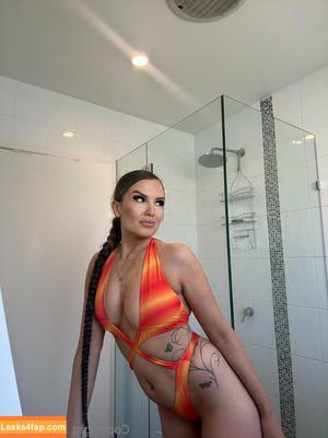 Love Island Millie photo #0138