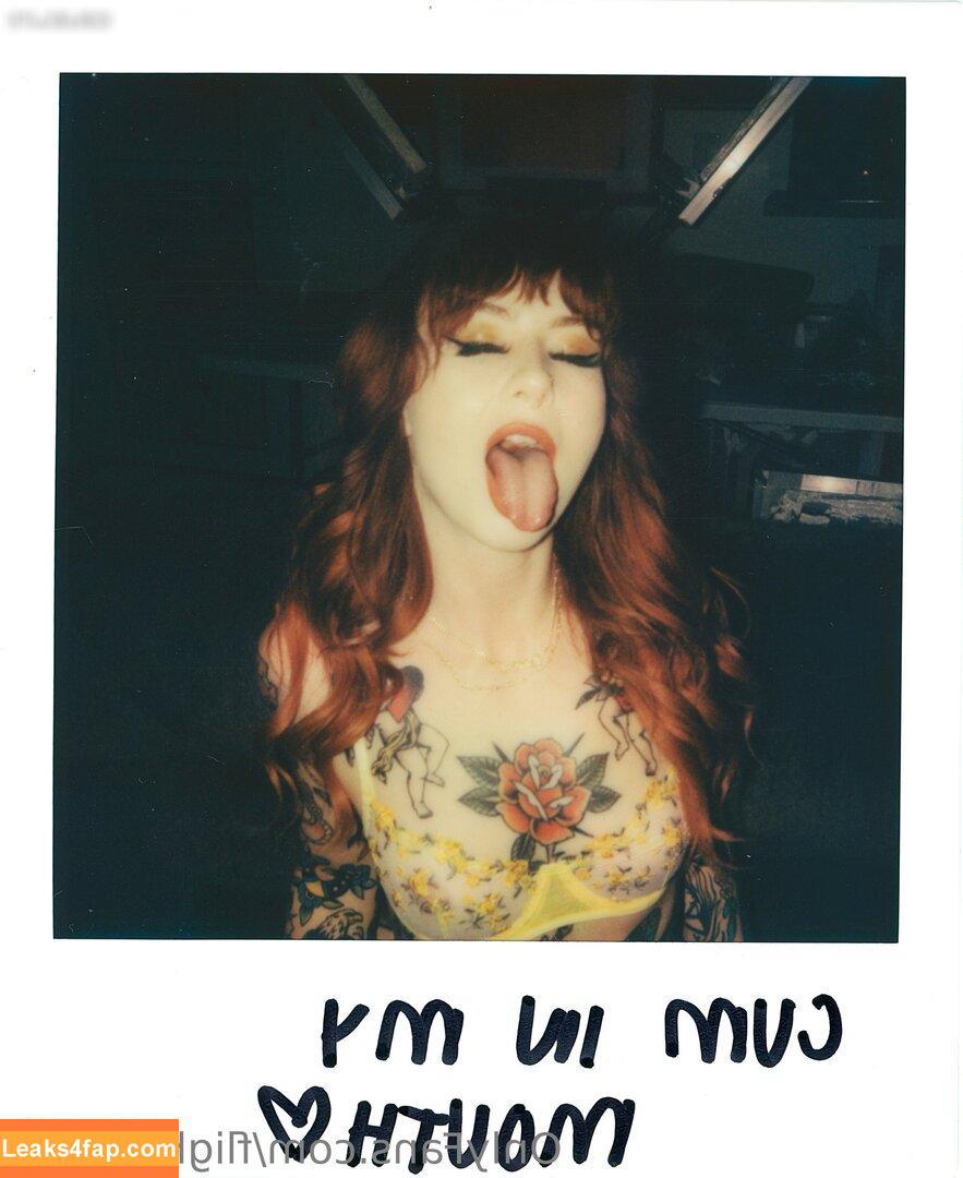 lovelesssuicide /  leaked photo photo #0033