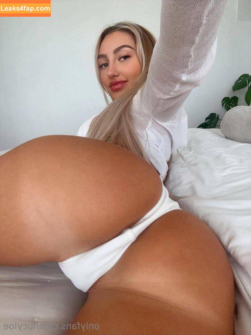 lucyloe / lucyloeofficial leaked photo photo #0014