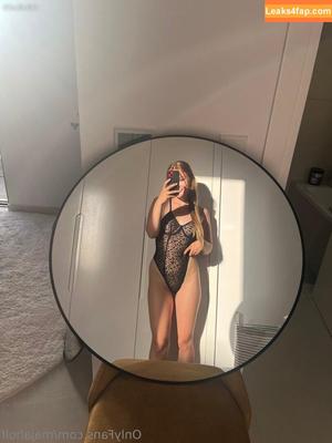 Maja Holf photo #0032