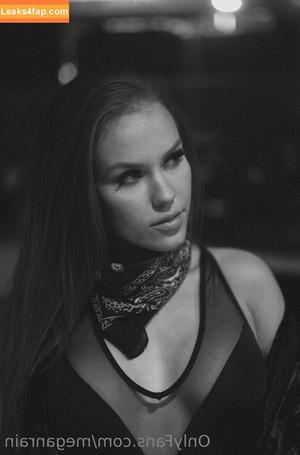 Megan Rain photo #0190