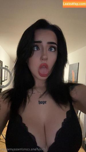 messymegan photo #0002