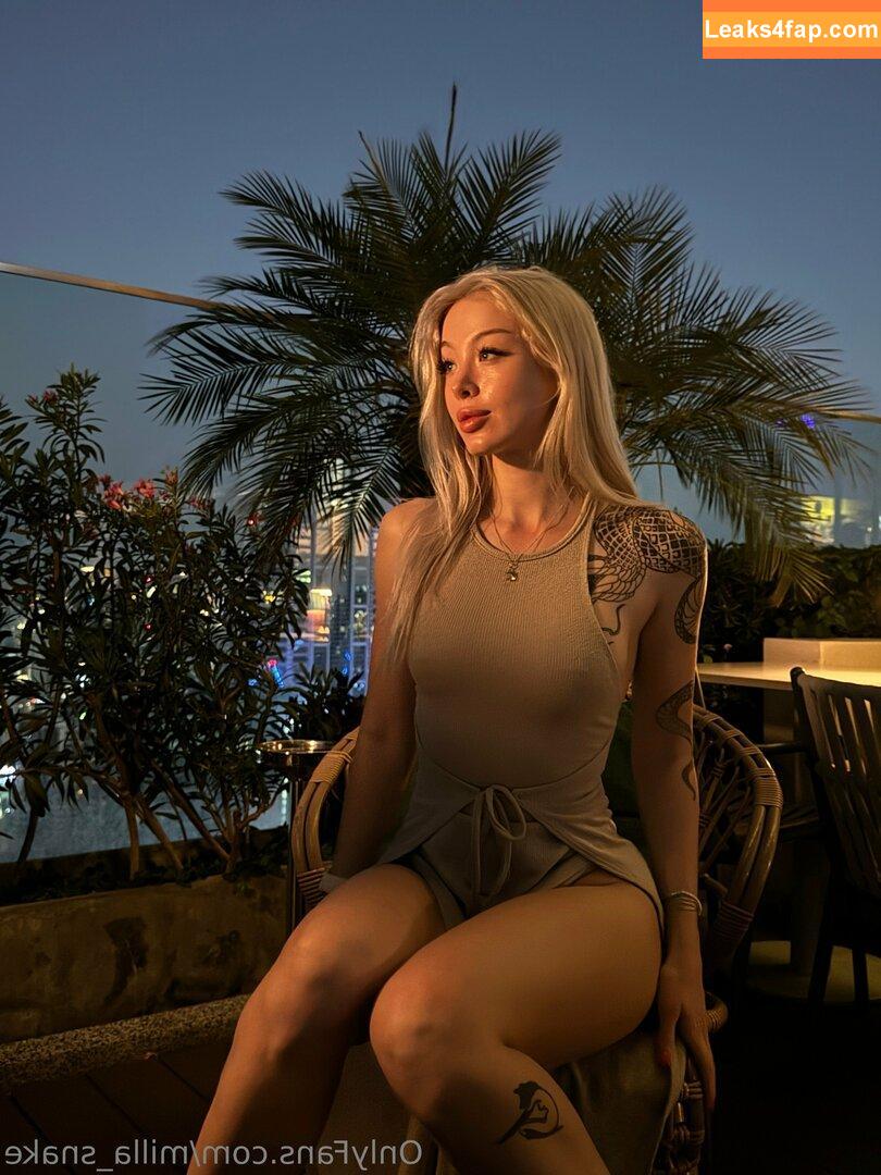 milla_snake /  leaked photo photo #0061