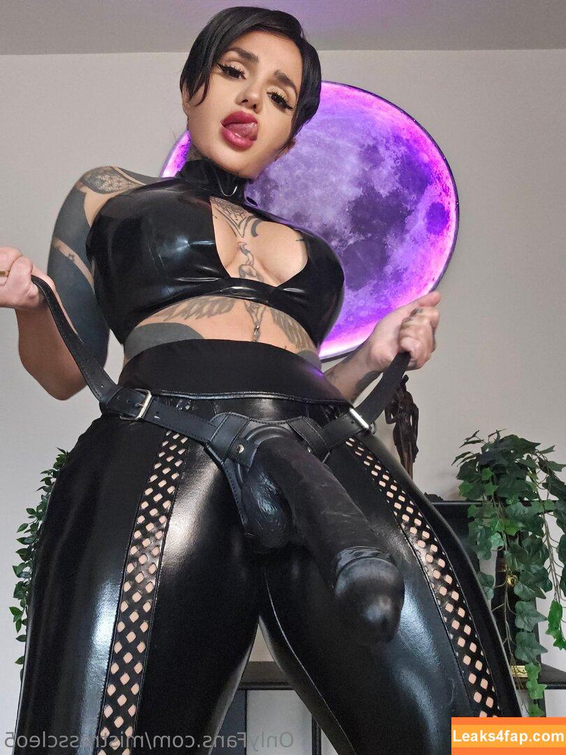 mistresscleo5 / misscleo_05 leaked photo photo #0095