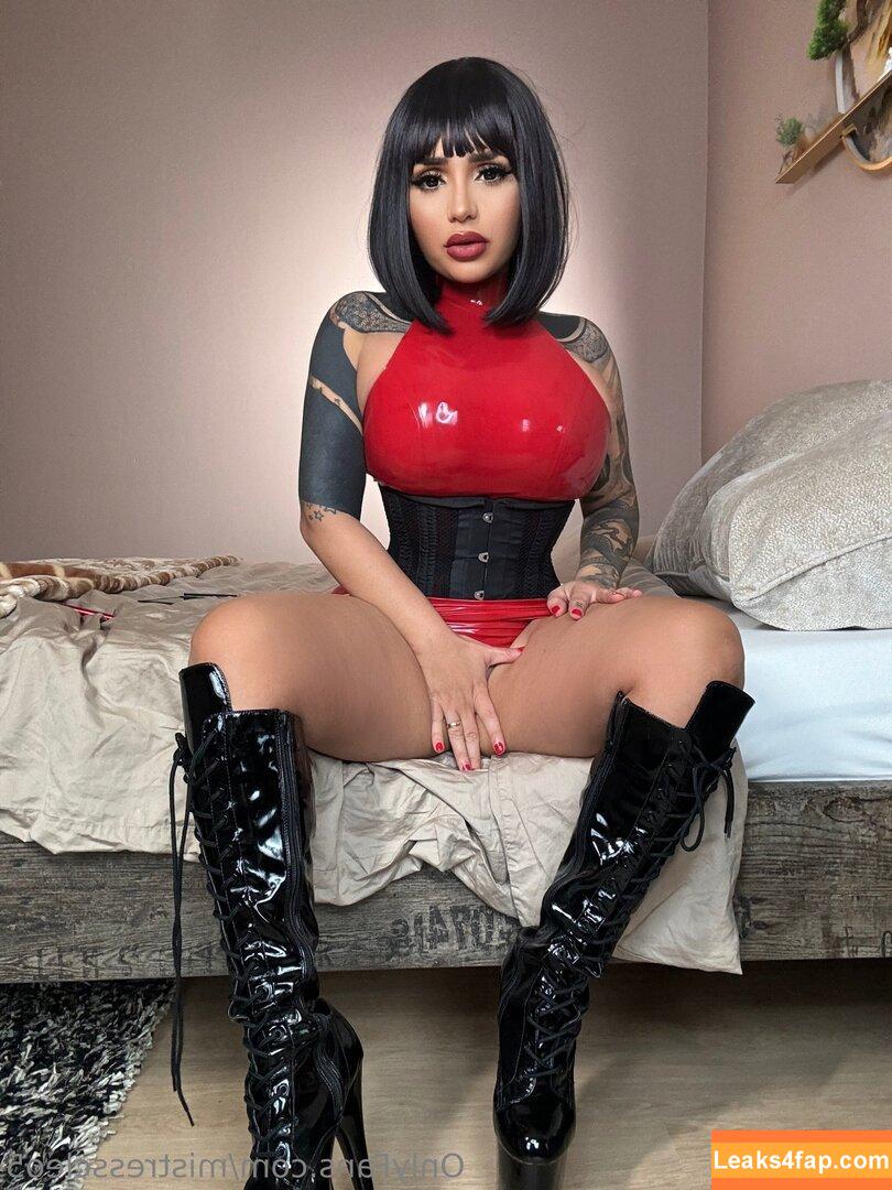 mistresscleo5 / misscleo_05 leaked photo photo #0156