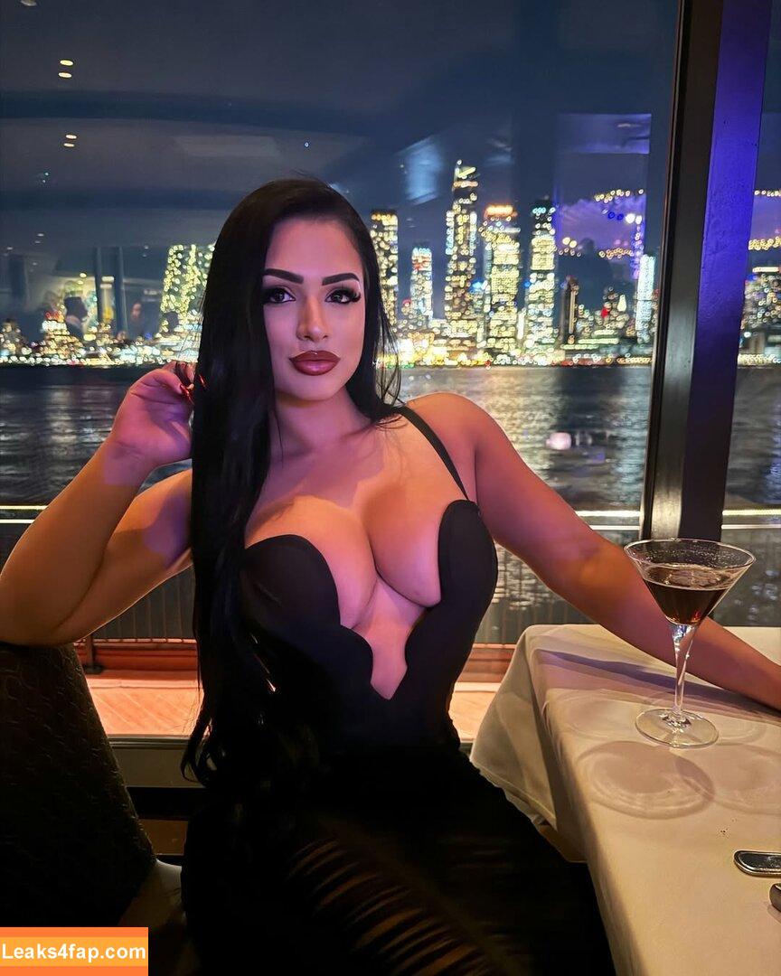 Nadia Khar / NADIASKHAR leaked photo photo #0019