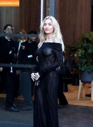 Paris Jackson photo #0015