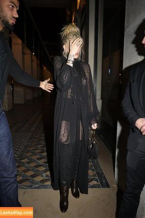 Paris Jackson photo #0064