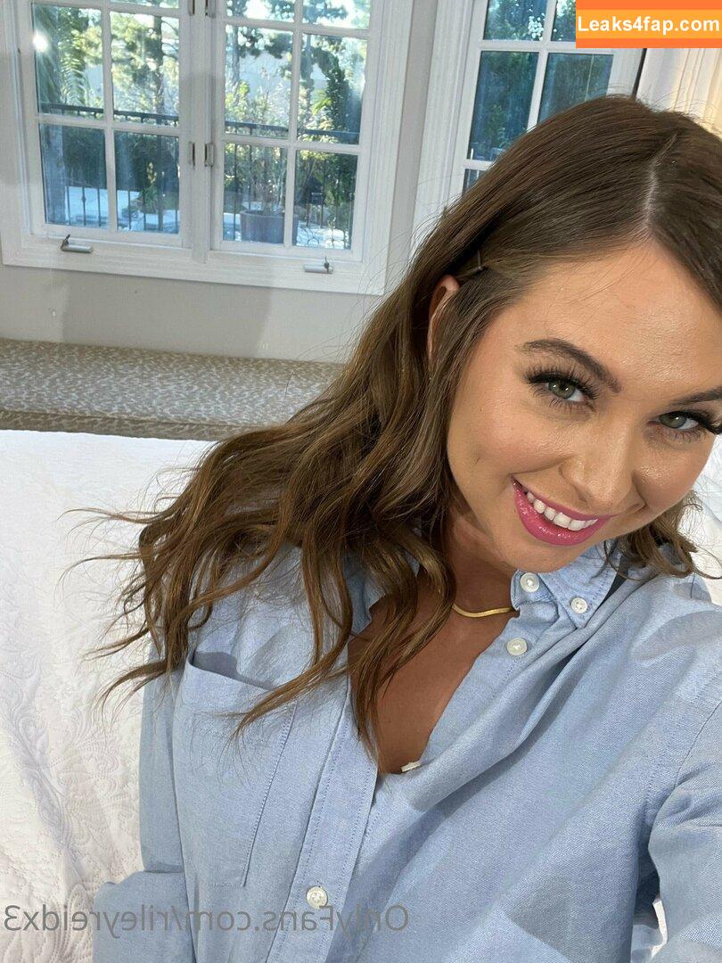 Riley Reid / hellorileyreid / rileyreid leaked photo photo #0090