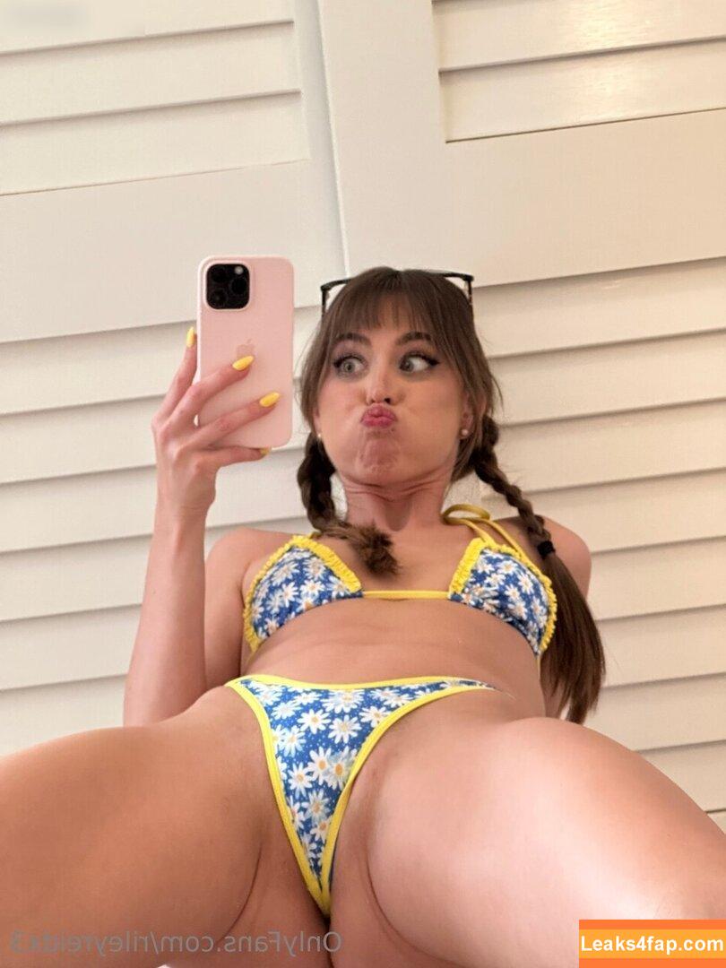 Riley Reid / hellorileyreid / rileyreid leaked photo photo #0138