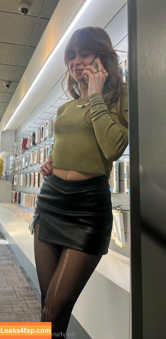 Riley Reid / hellorileyreid / rileyreid leaked photo photo #0350