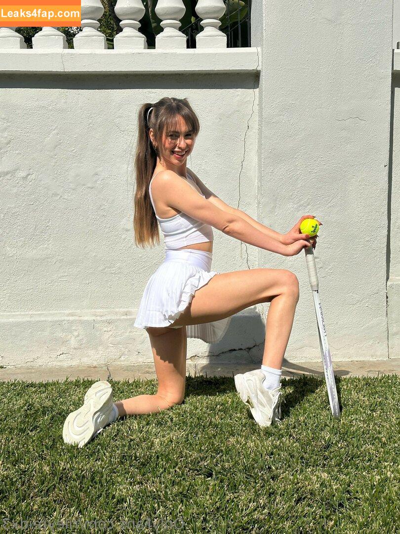 Riley Reid / hellorileyreid / rileyreid leaked photo photo #0688
