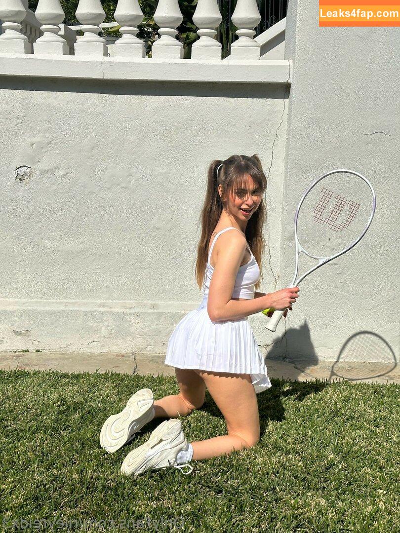 Riley Reid / hellorileyreid / rileyreid leaked photo photo #0706