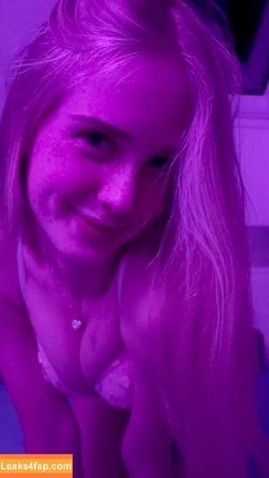 Sophiesouth photo #0001