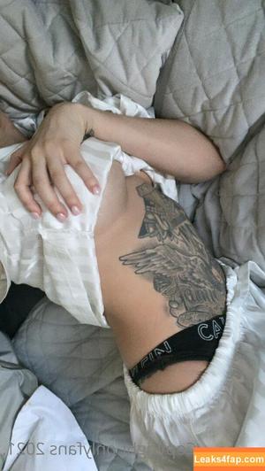 Stacey Hampton photo #0197