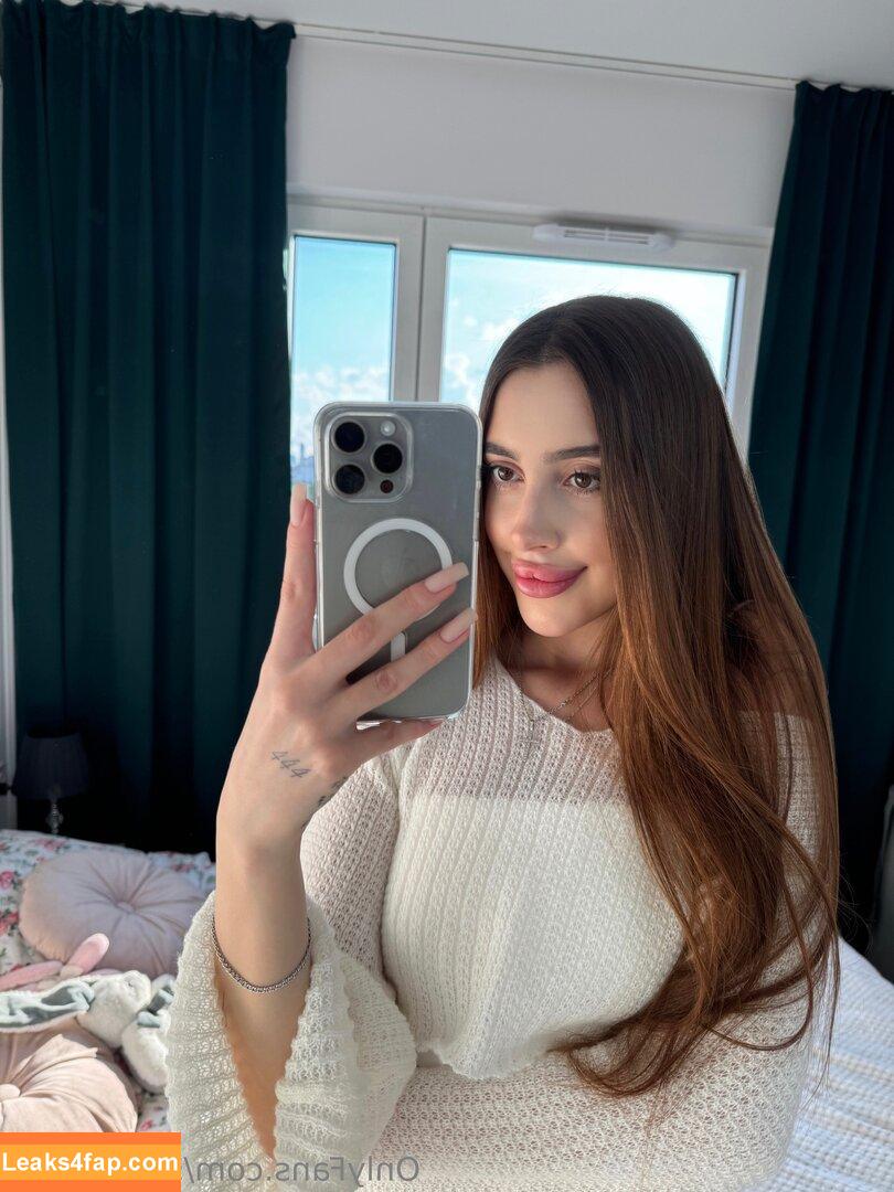 sultrymolly / mollymae leaked photo photo #0016