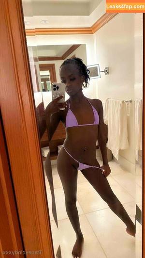 traceycindyxxx photo #0005