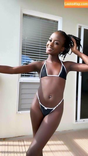 traceycindyxxx photo #0024