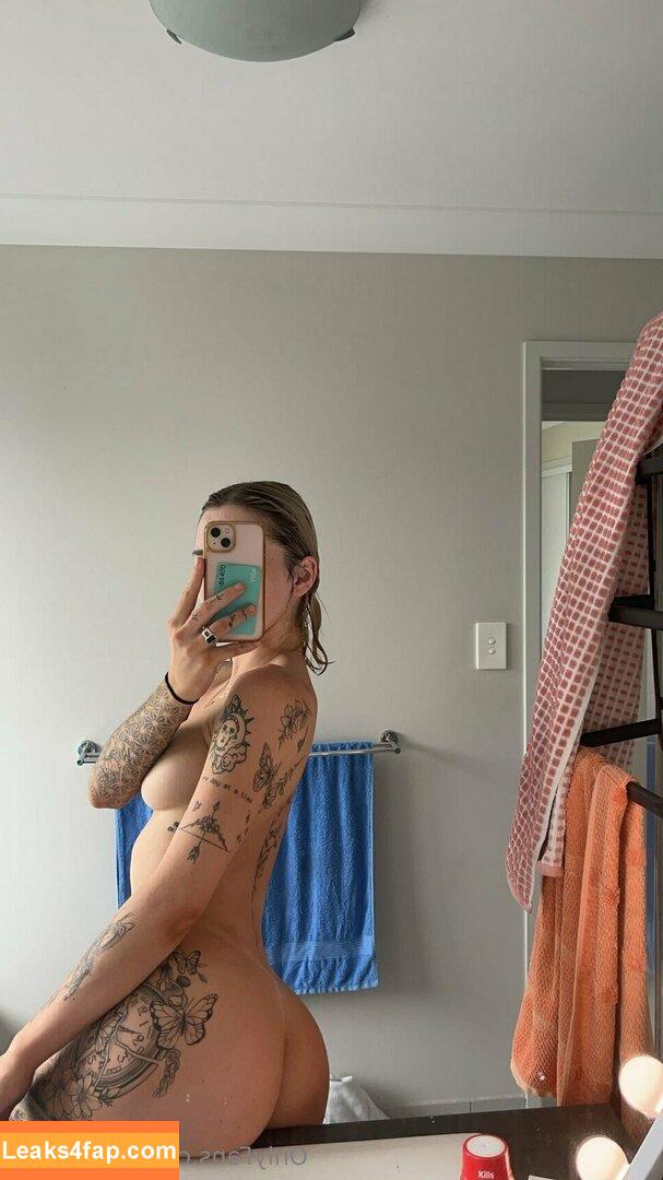 Troublesfinest / alyxxmj leaked photo photo #0027