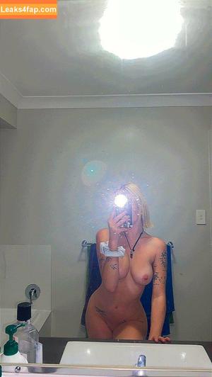 Troublesfinest photo #0025
