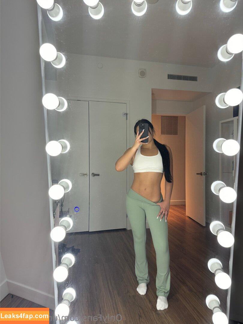 urlocalmodel / noemyiscool leaked photo photo #0017
