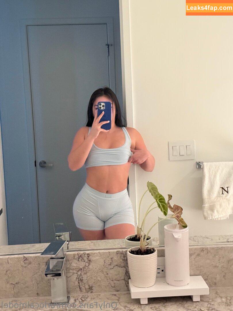 urlocalmodel / noemyiscool leaked photo photo #0020