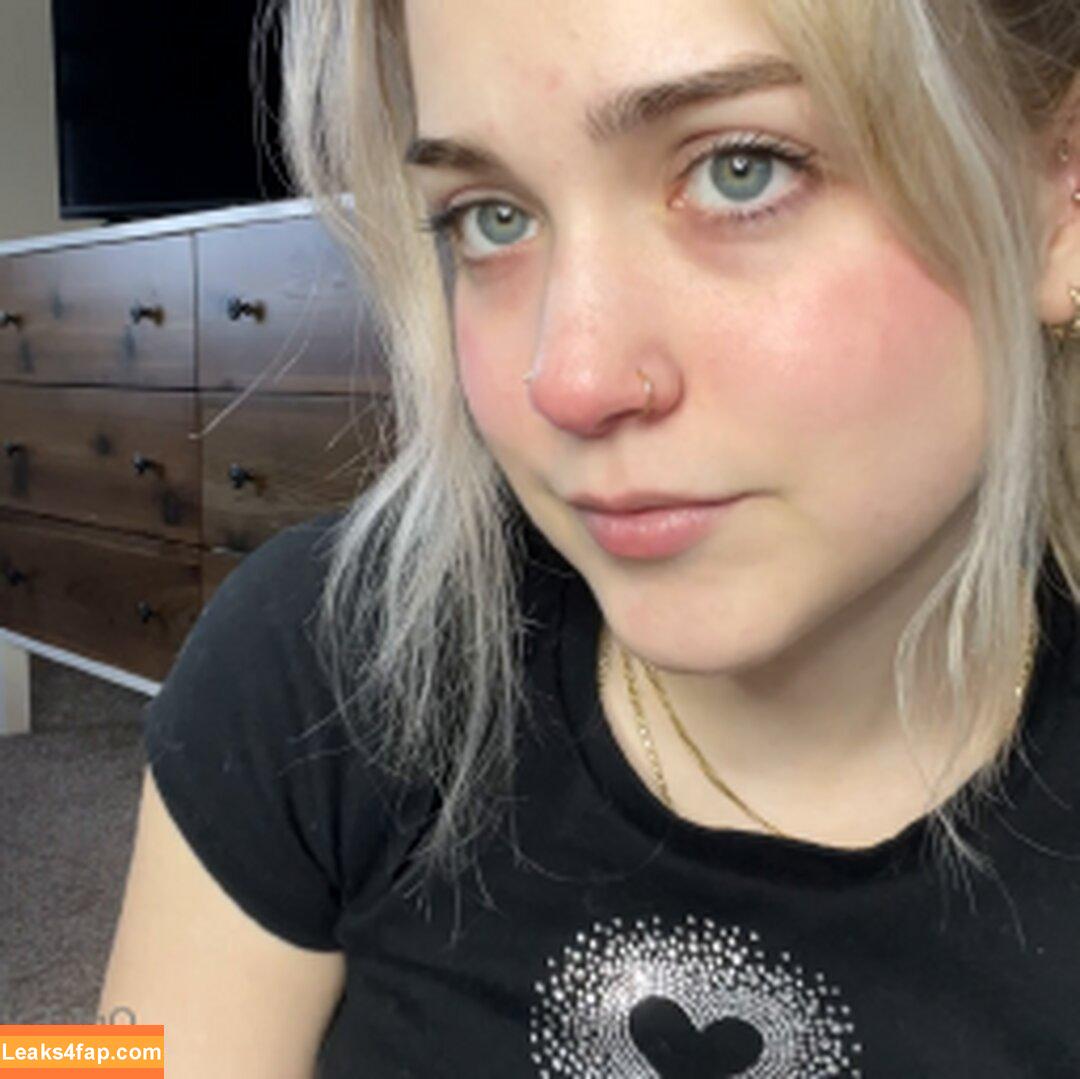 Valeriewhitebby / Valeriewhitebbby leaked photo photo #0111