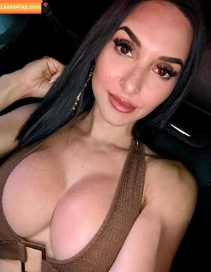 Vanessa Serros photo #0017