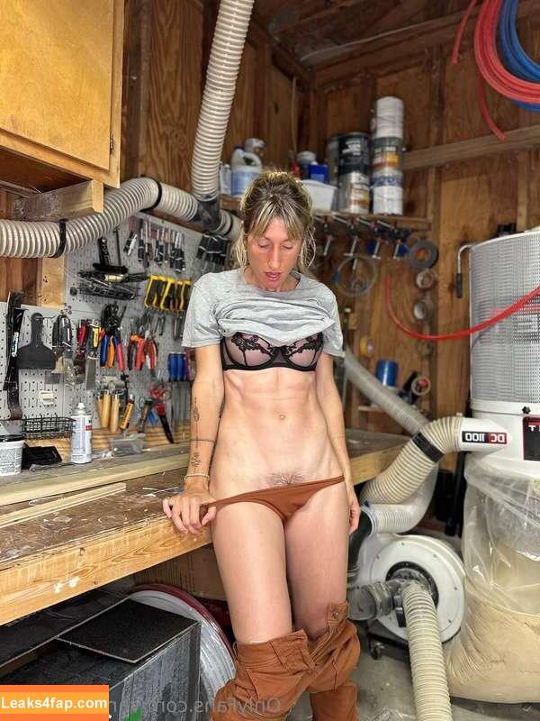 vanessabuildsxo / vanessabuilds leaked photo photo #0007