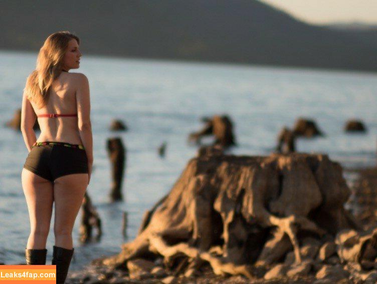 Xev Bellringer / https: / xev_bellringer_official / xevbellringer69 leaked photo photo #0076