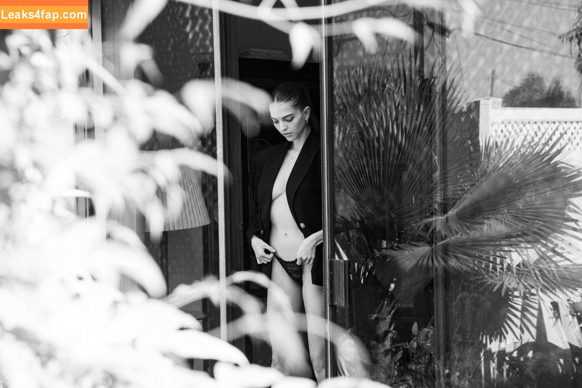Colleen Cole / colleencolemodel / colleencoleofficial leaked photo photo #0007