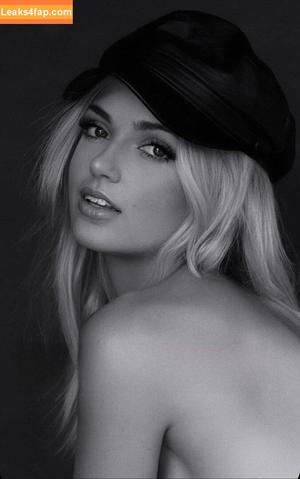 Nienke van Schijndel photo #0002