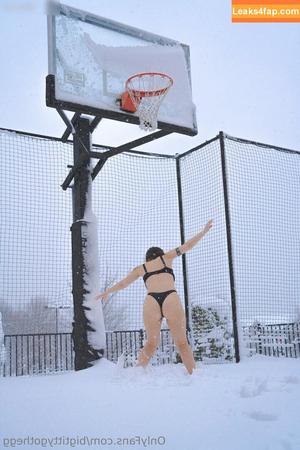 bigtittygothegg photo #0016
