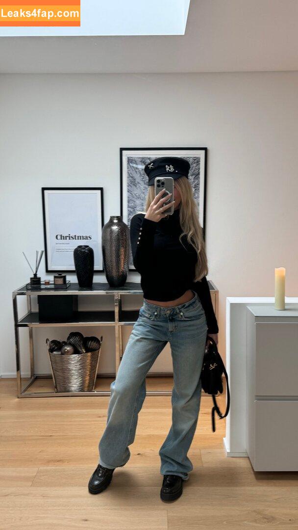 Alexa Breit / alexa_breit leaked photo photo #0001