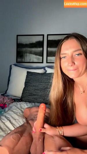 Skylar Mae photo #0181