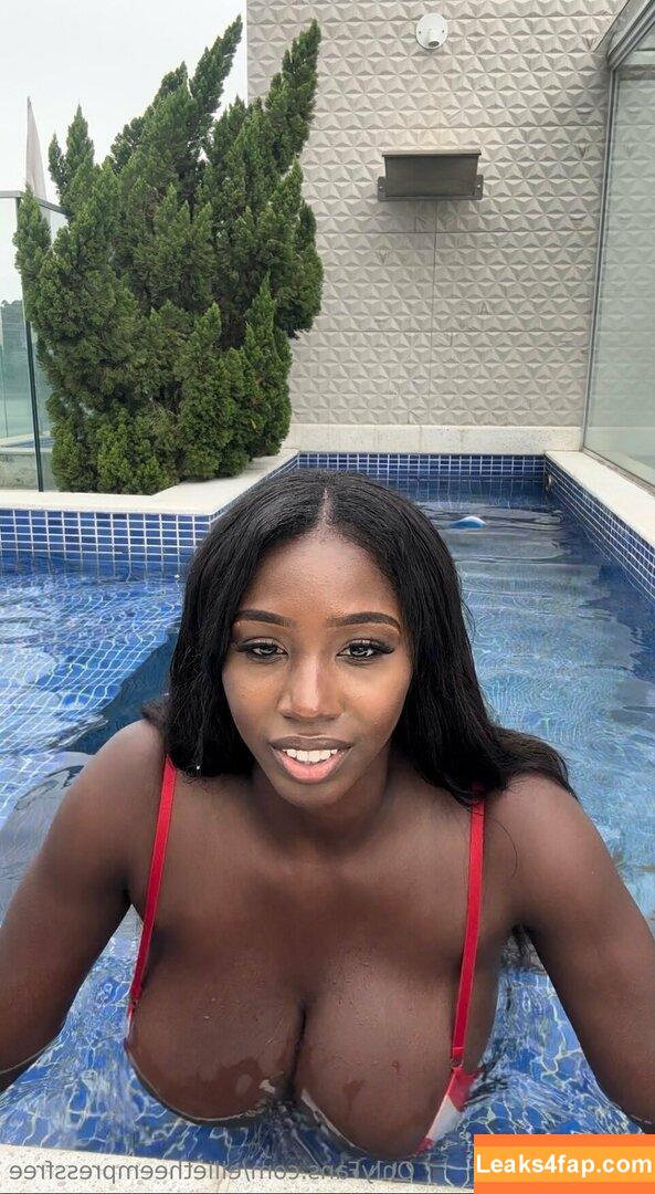 Ellie The Empress / _ellietheempress_ / empresselliee leaked photo photo #0123