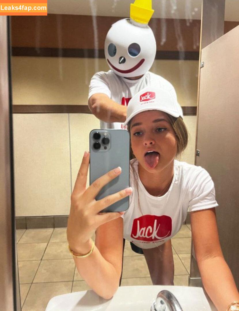 Skylar Mae / Skylarmaexo leaked photo photo #0032