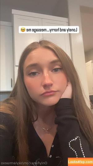 Skylar Mae photo #0072