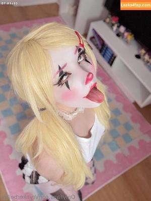 Rynkerbelle photo #0008