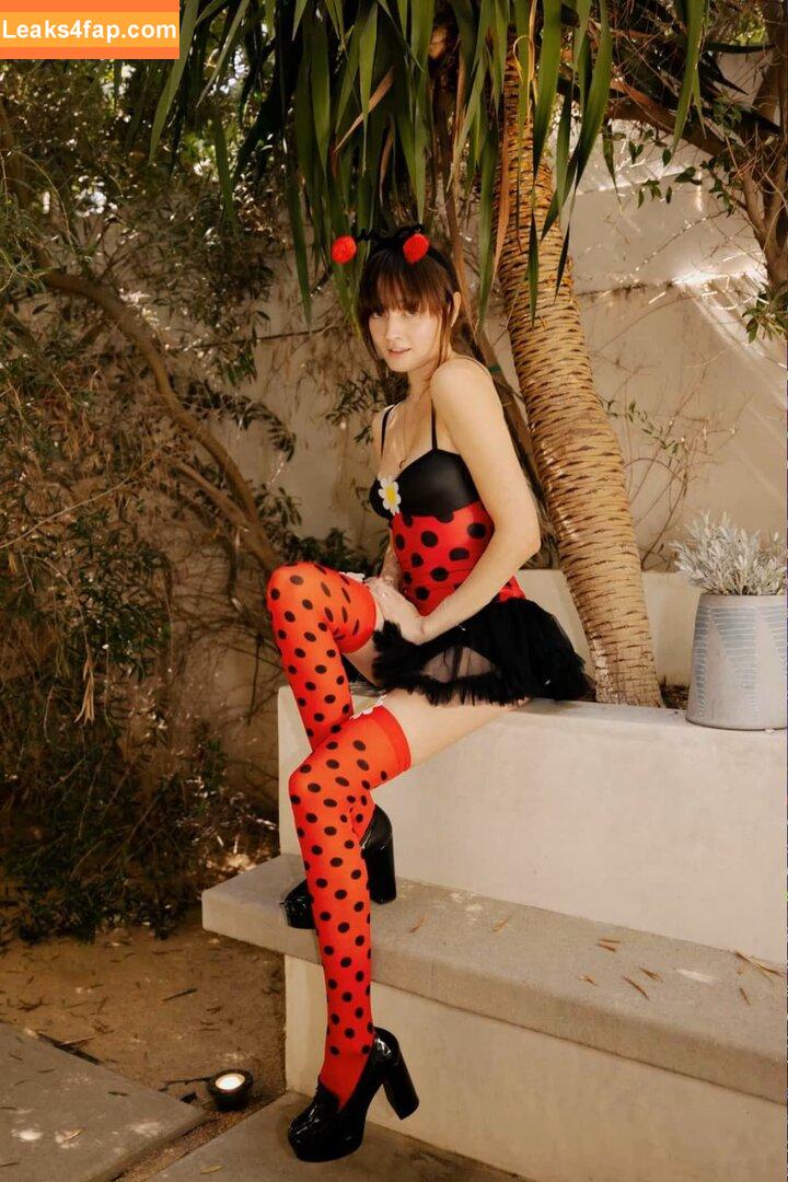 caitlinerinoneill / heyitsapril leaked photo photo #0004