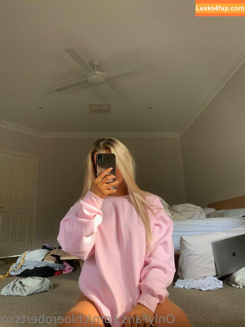 Cassie And Chloe Roberts /  leaked photo photo #0016