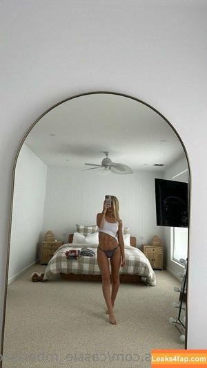 Cassie And Chloe Roberts photo #0031
