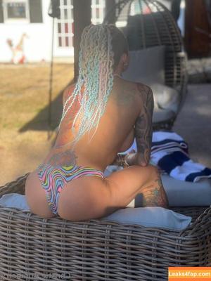 christie-brimberry фото #0786