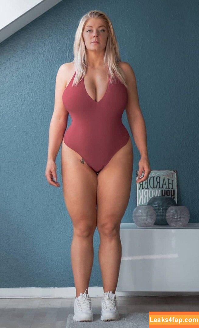 Mia Sand / https: / missmiafit leaked photo photo #0014