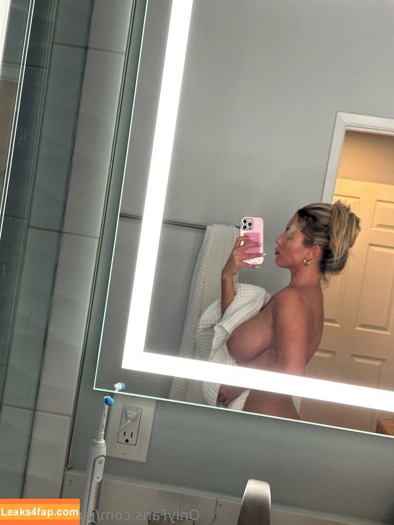 Jadelynmusic / Jadelyn Breier leaked photo photo #0002